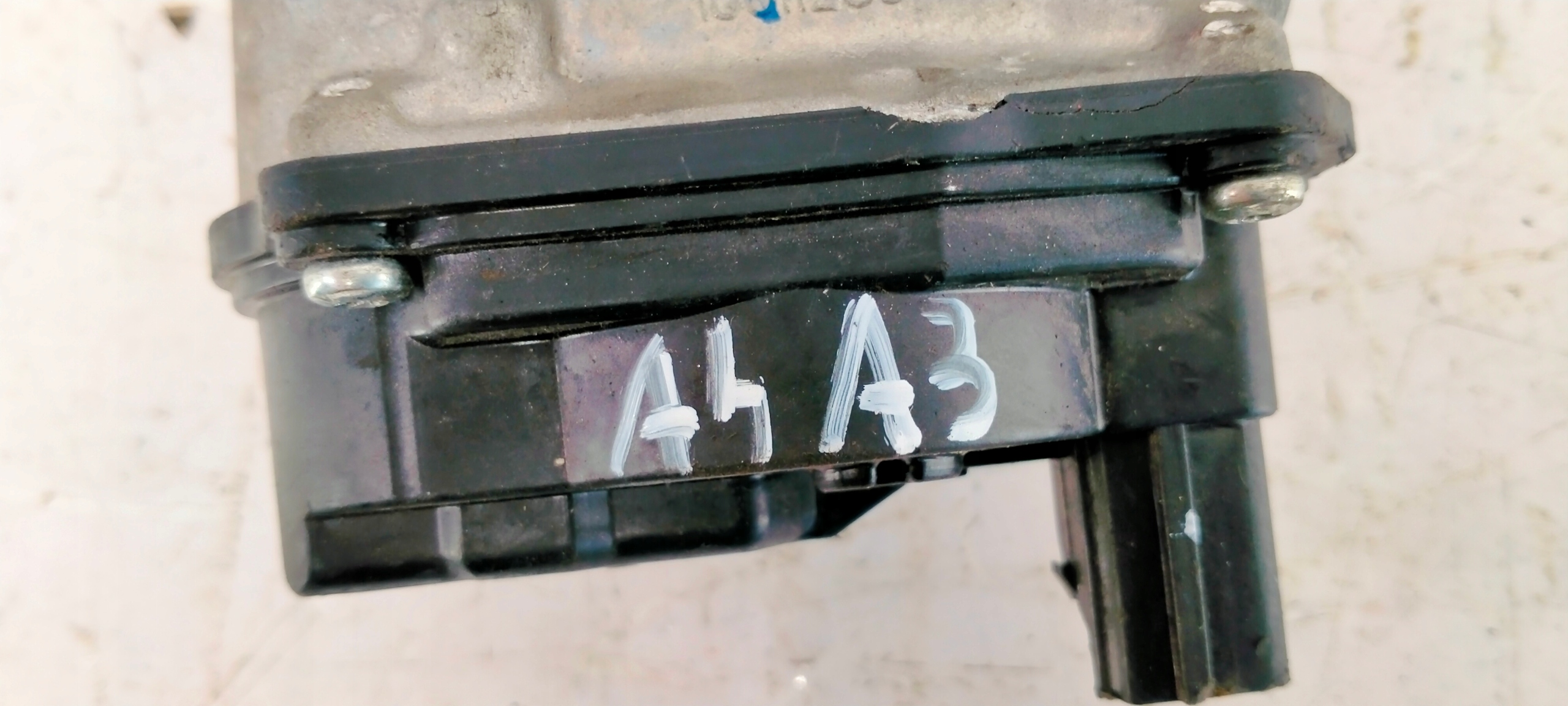 13728721489