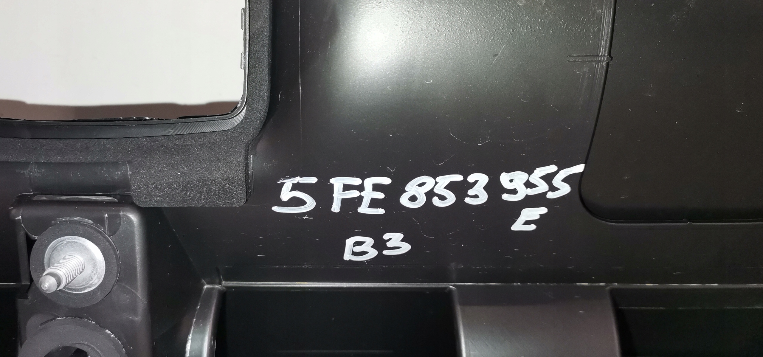 15324432182