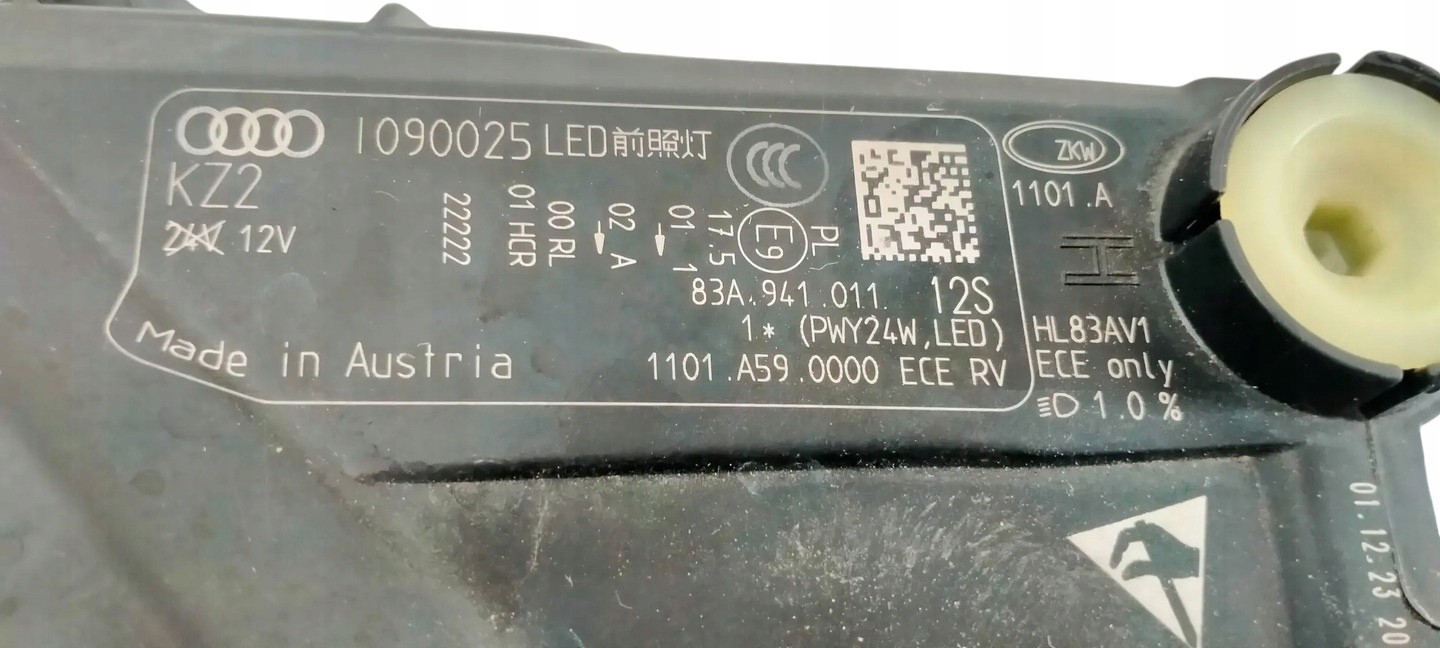 16576044577