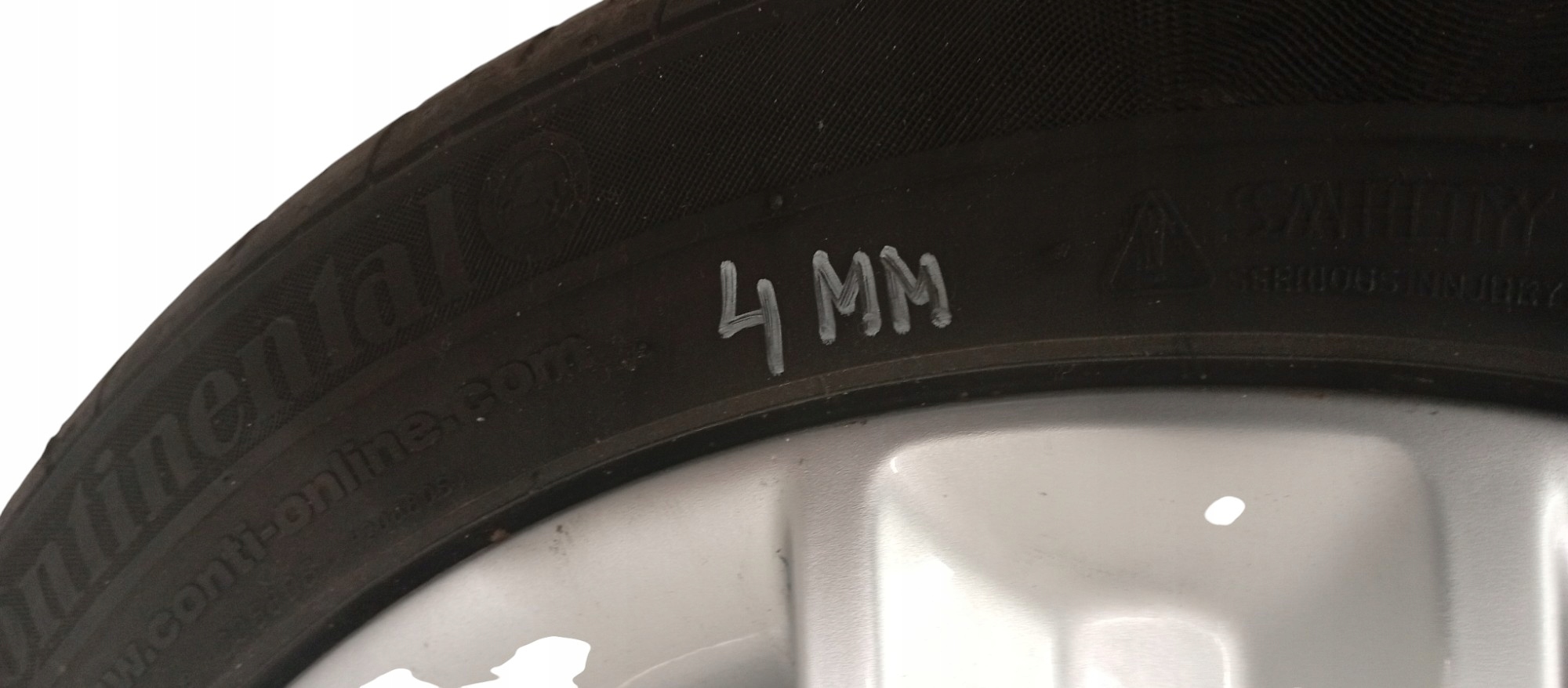 17532698260